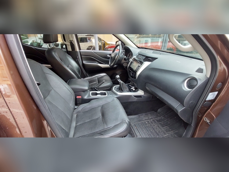 Nissan Navara 2.3 190CV foto 13